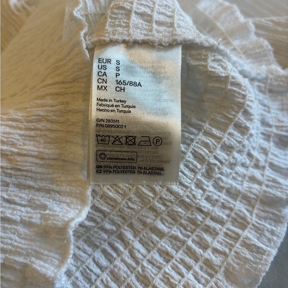 H&M White Smocked Puff Sleeve Top - Picture 6 of 6
